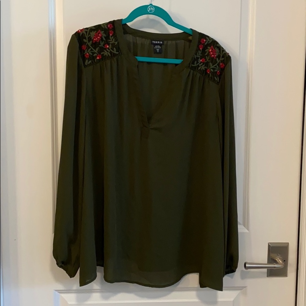 Torrid Olive Green Embroidered Floral Top 18 / 20